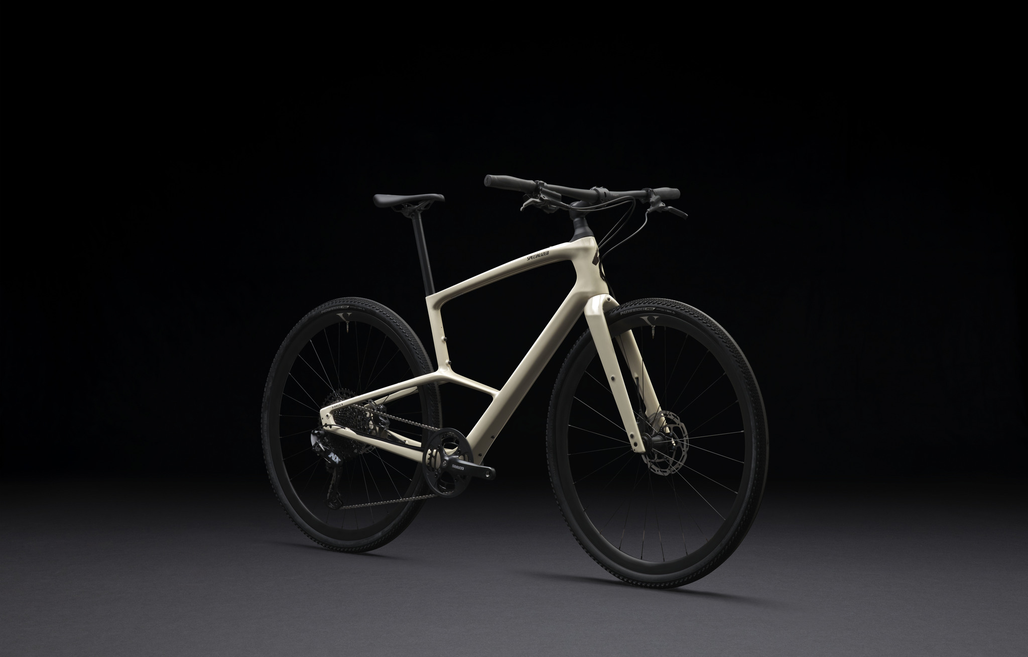 Sirrus Xシリーズが情報解禁！下位グレードが遂に日本にも