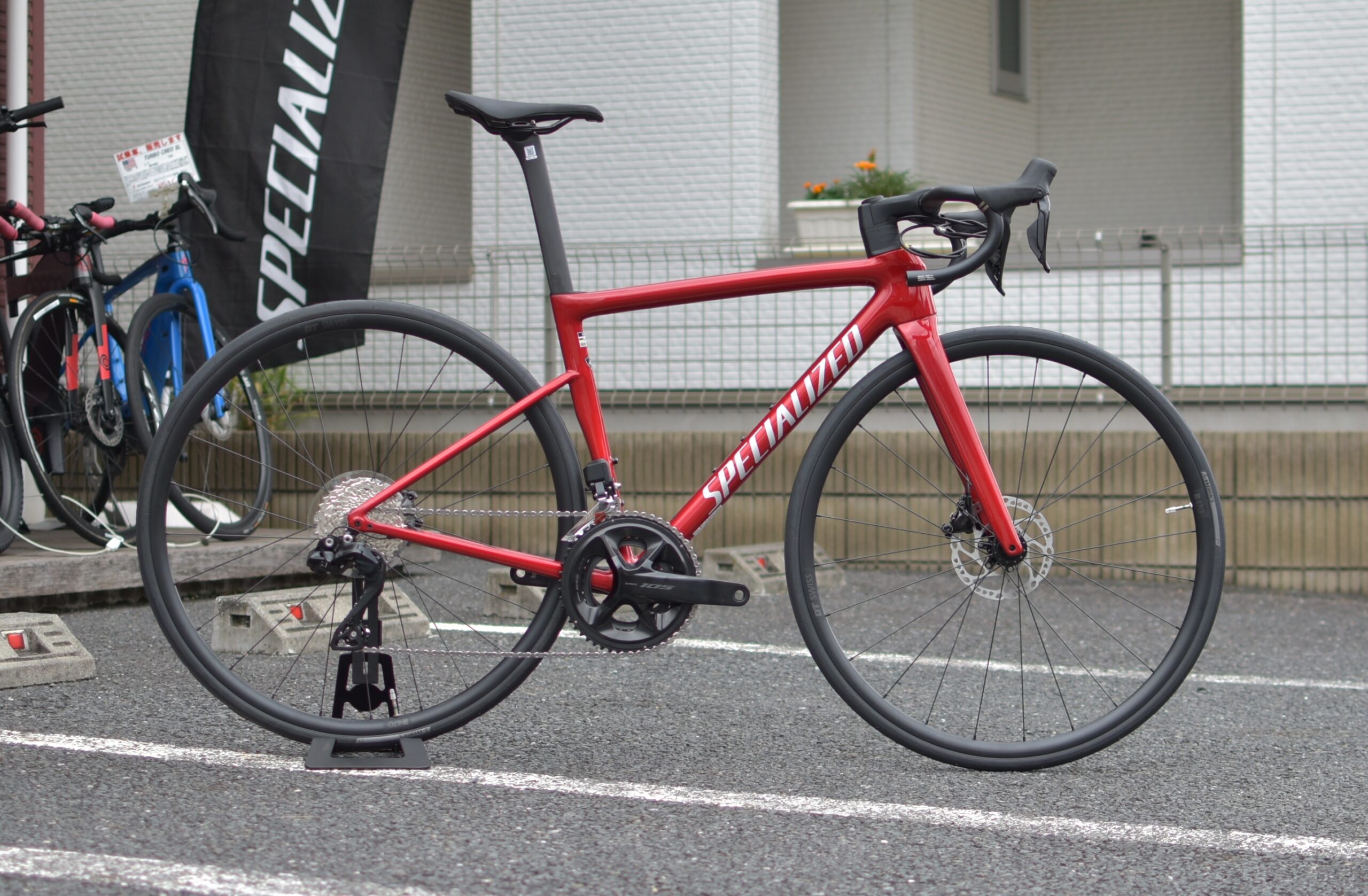 TARMAC・AETHOSが今だけ〇〇％OFF！SPECIALIZEDロードバイクをお得に手